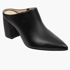 Marc Fisher Black Leather Pointed Toe Mules